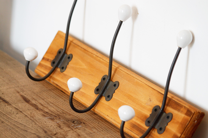 N.W.ウォールフック 3連 木製 ハンガー