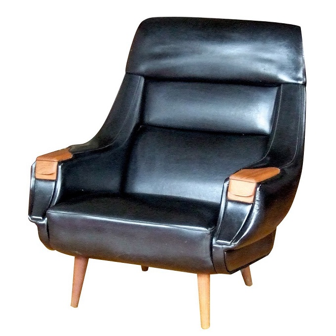 hw klein black vinyl chair