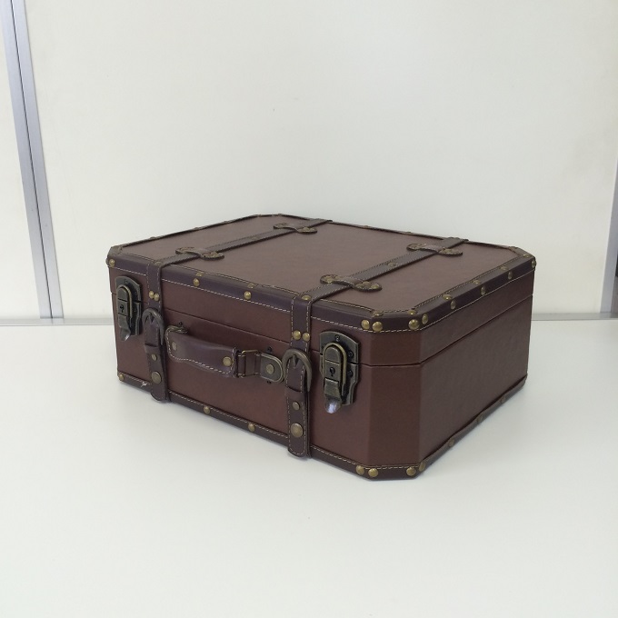 “スーツケース”