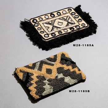 刺繍フラットポーチ S ホワイト 雑貨 小物入れ 化粧品 コスメ 幅15 通販