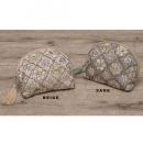 刺繍ビーズ半円ポーチ セージ 雑貨 小物入れ 化粧品 コスメ 幅20 通販