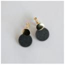 イヤリング 揺れる かわいい フロッキー フェルト 通販