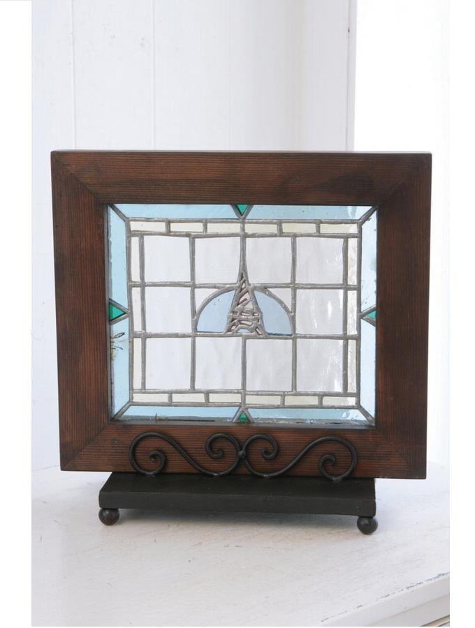 “ステンドグラスエッフェル”