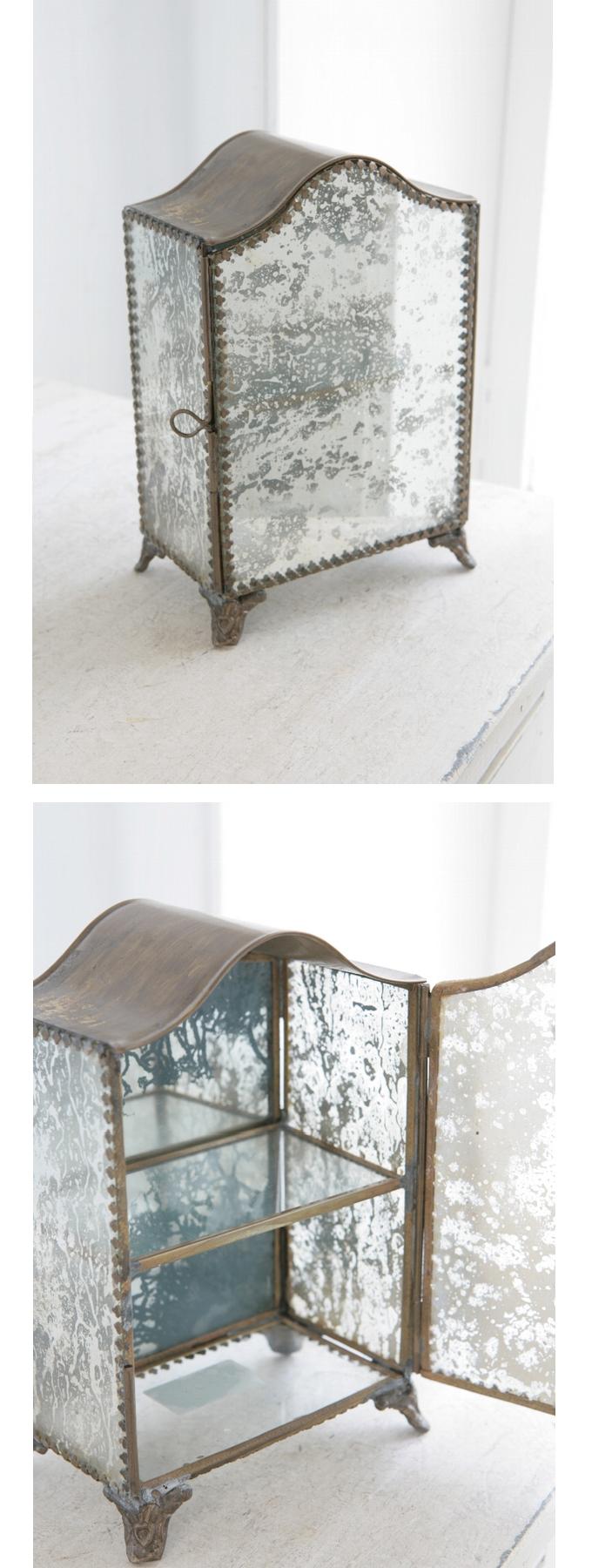 “チェスターガラスキャビネット”