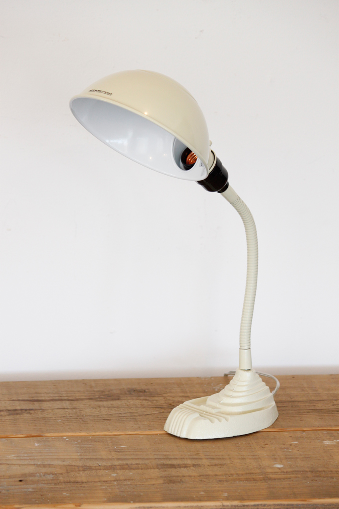 Old school-desk lamp (オールドスクールデスクランプ) 電球なし BU ホワイト