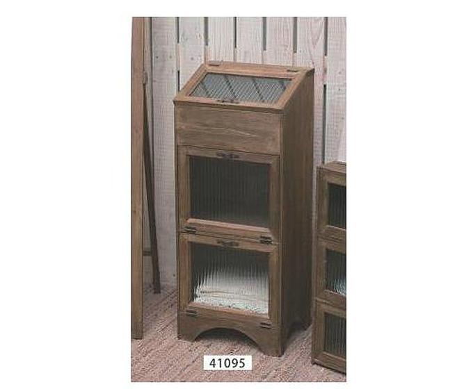 “ケースキャビネット”