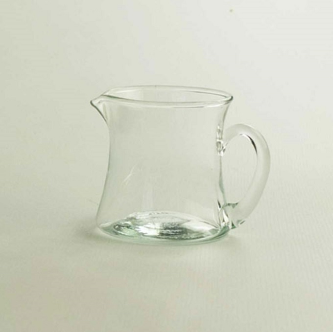 “リューズガラス