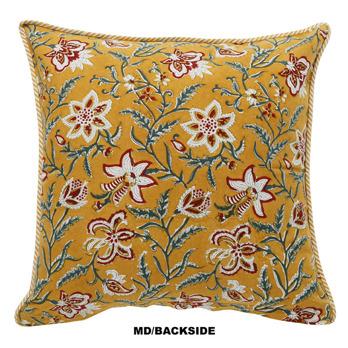 “フラワープリントクッションカバー”