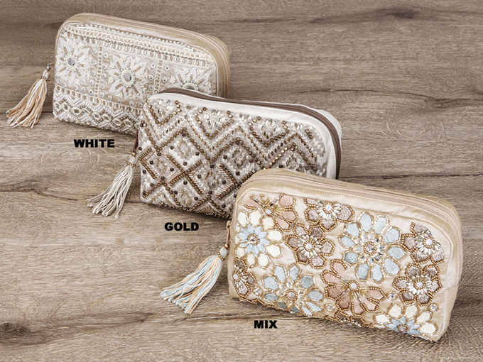 “刺繍ビーズポーチ”