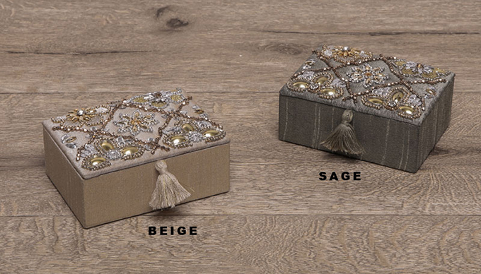 “刺繍ビーズコンパクトジュエリーボックス”