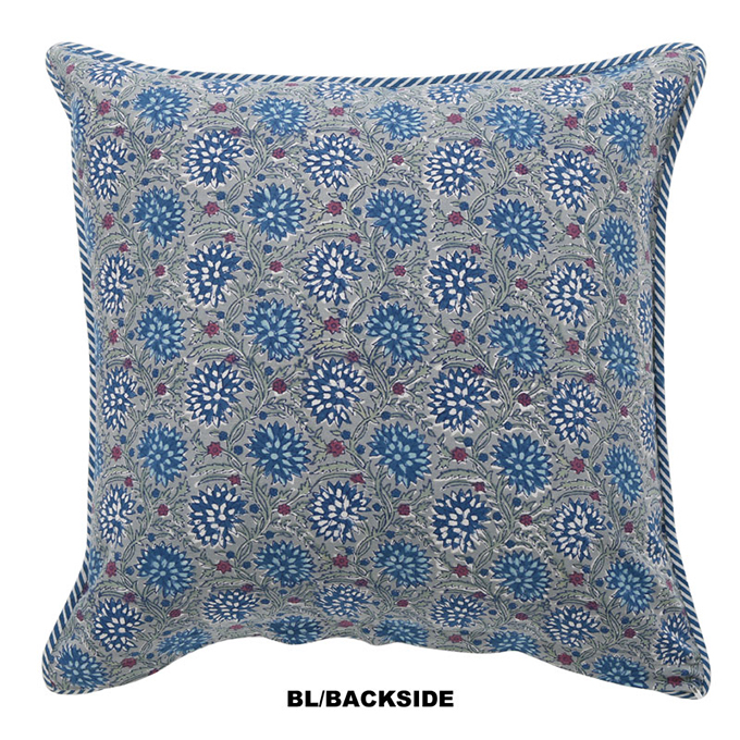 “フラワープリントクッションカバー”