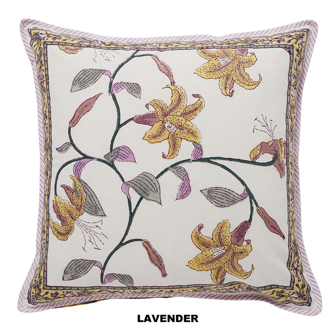 “フラワープリントクッションカバー”