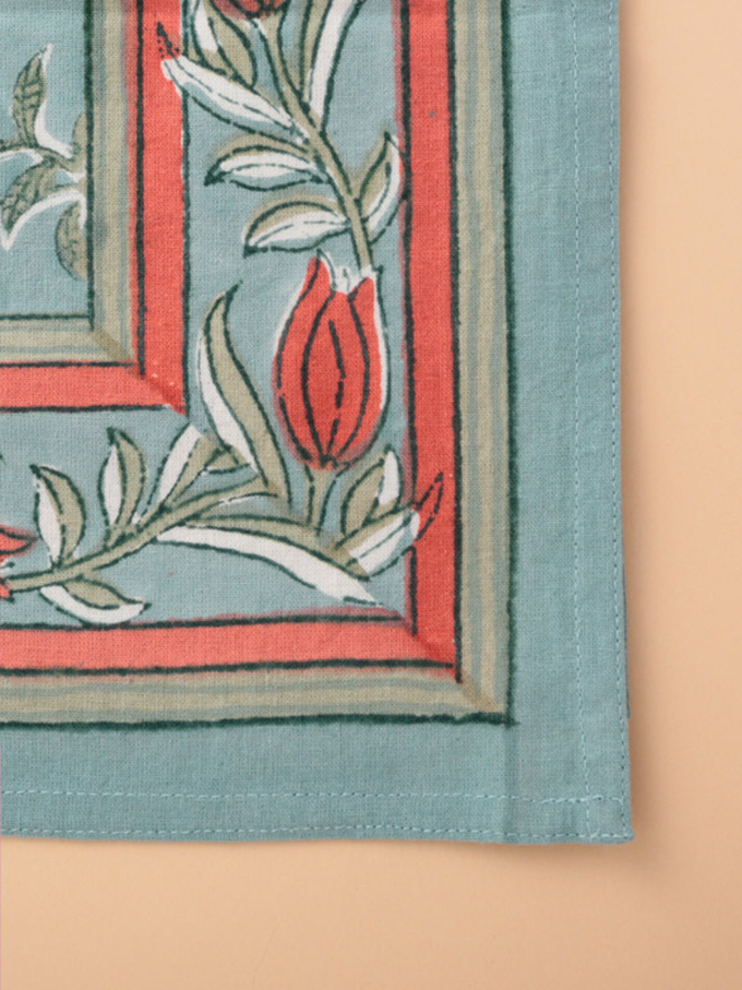 “フラワープリントマルチカバー”