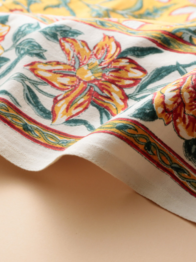 “フラワープリントマルチカバー”