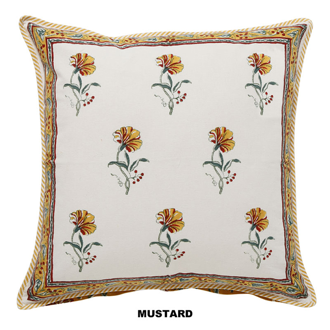 “フラワープリントクッションカバー”