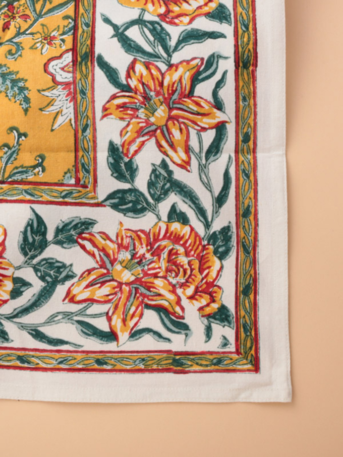 “フラワープリントマルチカバー”